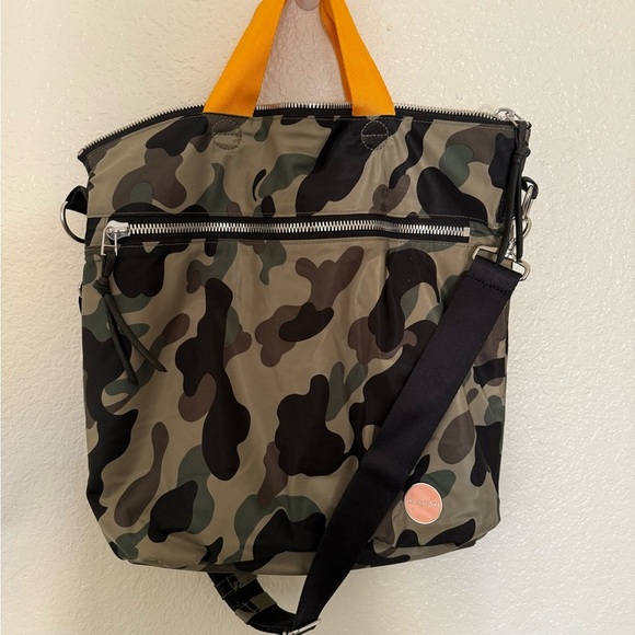 shortyLOVE Wonder Large Crossbody Bag - Picture 2 of 8